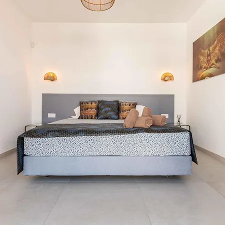 Villa 106 Private Luxury Villa, Heated Pool & Sauna Marbella