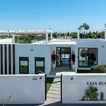 106 Private Luxury Villa, Heated Pool & Sauna Villa Marbella