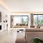 Βίλα 106 Private Luxury Villa, Heated Pool & Sauna *