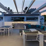 Βίλα 106 Private Luxury Villa, Heated Pool & Sauna