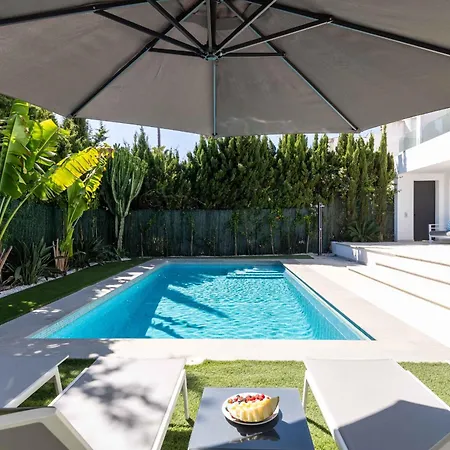 106 Private Luxury Villa, Heated Pool & Sauna ヴィラ マルベーリャ