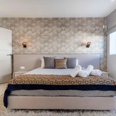 Villa 106 Private Luxury Villa, Heated Pool & Sauna Marbella